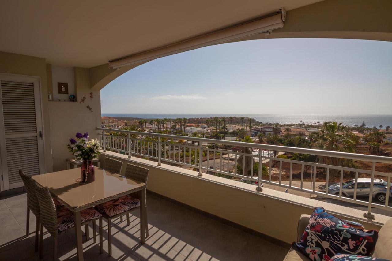 Comfortable Apartment With Amazing Sea Views Palm-mar Exterior foto